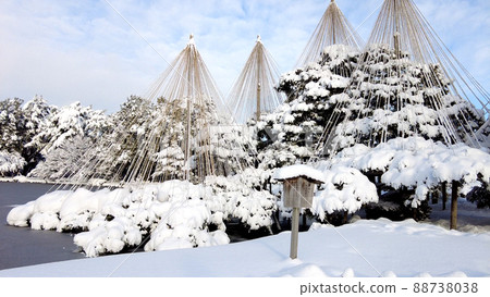 Kenrokuen Snowscape in Kanazawa 88738038