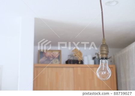 Bare light bulb antique lighting Bare light bulb antique lighting 88739027