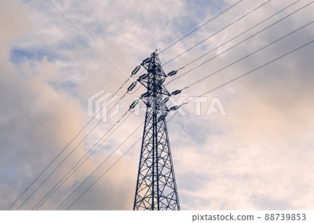 高壓線 88739853