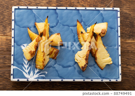 Baked bamboo shoots 88749491