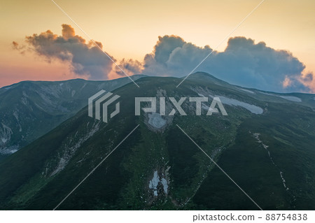 Sugorokudake at dusk seen from Momisawadake 88754838