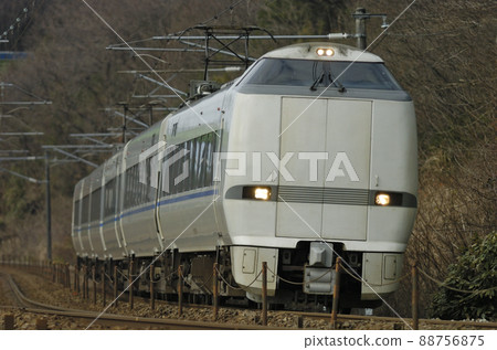 北陸幹線椿田栗倉JR西683系列T26機關(金澤)雷鳥 北陸幹線椿田栗倉JR西683系列T26機關(金澤)雷鳥 88756875