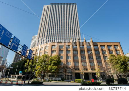 文部科學省，東京都千代田區 88757744