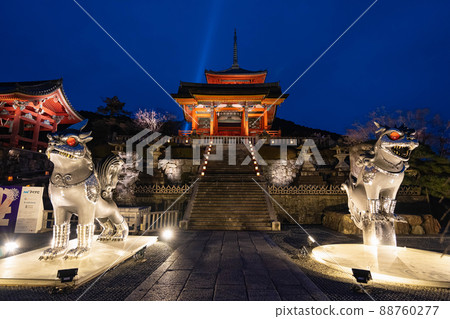 東山花頭路清水寺西門 東山花頭路清水寺西門 88760277