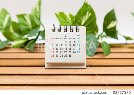 Desktop calendar for June 2022 Desktop calendar for June 2022 88767570
