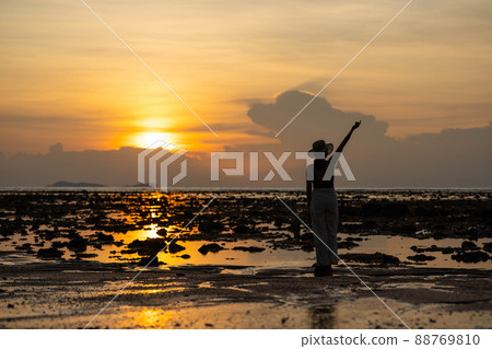 beautiful sunset and orange sky by the sea beautiful sunset and orange sky by the sea 88769810