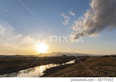 Mountain silhouette Mountain silhouette 88775563