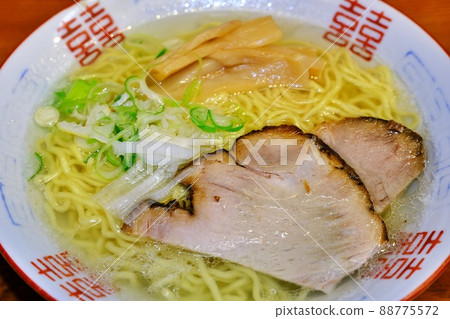 Shio noodles 88775572