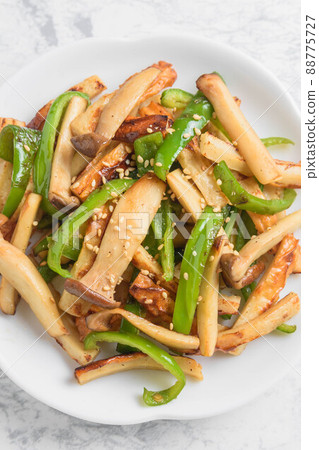 Stir-fried chikuwa and vegetables Stir-fried chikuwa and vegetables 88775727