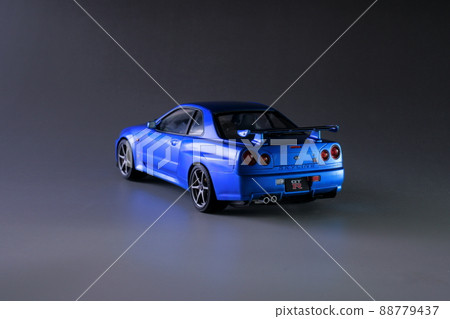 Nissan Skyline GT-R V Spec (R34) Bayside Blue Plastic Model 1/24 Scale 88779437