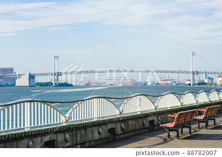 面向大海的竹芝碼頭公園(東京都港區) 面向大海的竹芝碼頭公園(東京都港區) 88782007