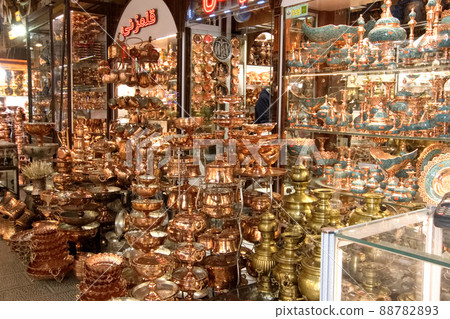 Bazaar in Isfahan, Iran, selling brass products 88782893