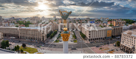 Aerial view of the Kyiv Ukraine above Maidan Nezalezhnosti Independence Monument. 88783372
