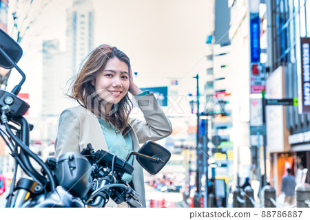 女商人和巡洋艦自行車澀谷 女商人和巡洋艦自行車澀谷 88786887