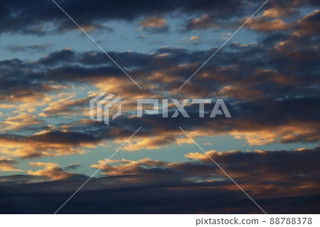Early winter dawn, sunrise clouds and mountains, telephoto, 211114am 88788378