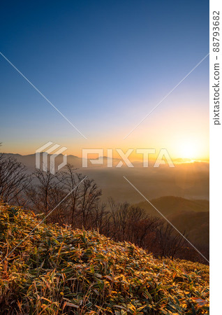 Superb view of the morning mist and mountains 88793682