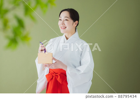 Shrine maiden votive tablet Shrine maiden votive tablet 88795434