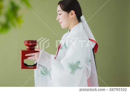 Miko Chihaya Cup 88795502