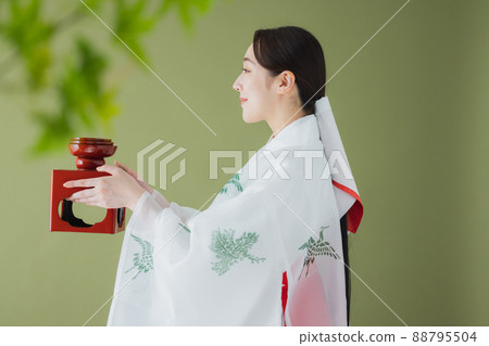 千早巫女杯 88795504