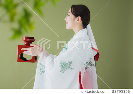 Miko Chihaya Cup 88795506