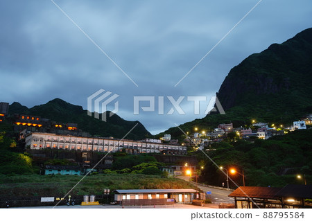 陰陽海泰金銅廠 陰陽海泰金銅廠 88795584