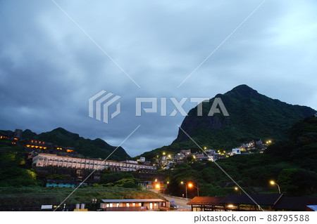 陰陽海泰金銅廠 陰陽海泰金銅廠 88795588