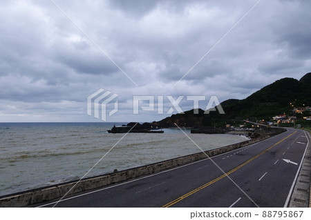陰陽海泰金銅廠 陰陽海泰金銅廠 88795867