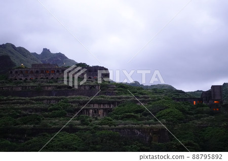 陰陽海泰金銅廠 陰陽海泰金銅廠 88795892