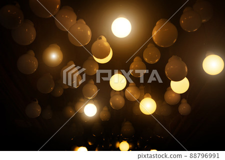 vintage bulb light on roof in dark room vintage bulb light on roof in dark room 88796991