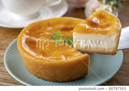 切芝士蛋糕和茶 88797503