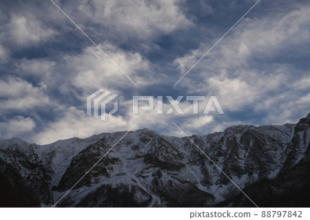 《鳥取縣》大仙衝國立公園的冬景【12月】 《鳥取縣》大仙衝國立公園的冬景【12月】 88797842