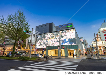 名古屋市中區榮廣小路廣小路五福町十字路口Marueigarelia 88801069