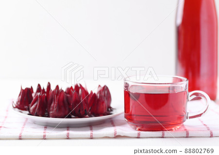 Fresh roselle tea on white background, Healthy herbal drink Fresh roselle tea on white background, Healthy herbal drink 88802769