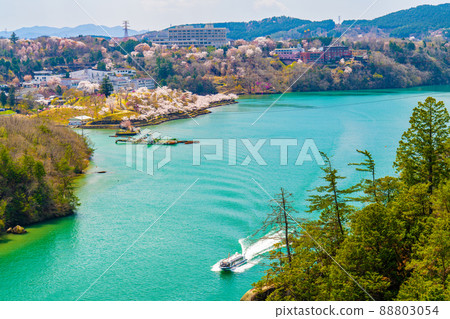 春天的Enaki峽谷 88803054