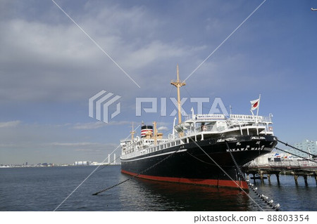 Hikawa Maru Opened as a museum ship in Yokohama City. Operated for a long time on the North Pacific route in front of Yamashita Park Important Cultural Property 88803354