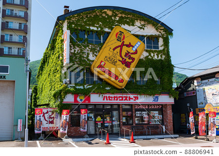 著名的烤雞肉串便當旅遊景點長谷川店外觀北海道函館市觀光形象 88806941