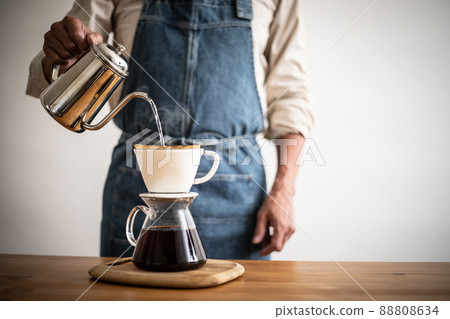 煮咖啡 煮咖啡 88808634