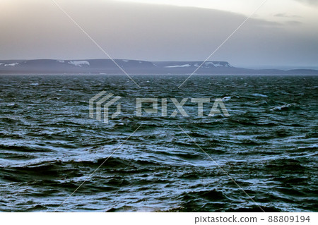 Kara sea (basin of Arctic ocean) in high Arctic 88809194