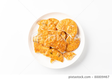 破裂的米餅 88809467