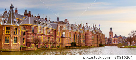 Sunset Binnenhof building in Hague, Netherlands 88810264