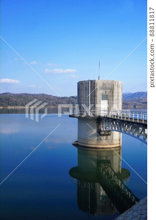 Manno Pond (World Heritage Irrigation Facility Heritage, National Scenic Beauty) 1 [Manno Town, Nakatado District, Kagawa Prefecture] 88811817