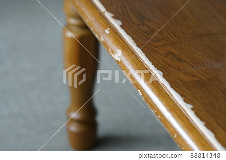 Aging table 2 88814348