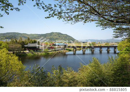 Yeongbyeokjeong, Jiseokcheon 88815805