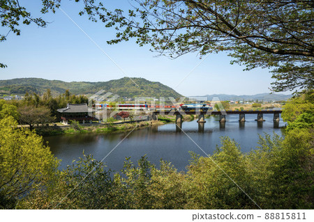 Yeongbyeokjeong, Jiseokcheon 88815811