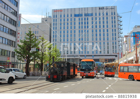 [Matsuyama City, Ehime Prefecture] Matsuyama City Station seen from Hanazonomachi 88815938