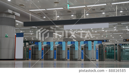 韓國機場貨運站 88816585