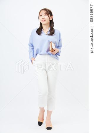 Business casual young women fashion 88816977