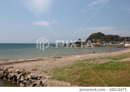 Okinoshima, Tateyama City "Fault" Okinoshima, Tateyama City "Fault" 88818875