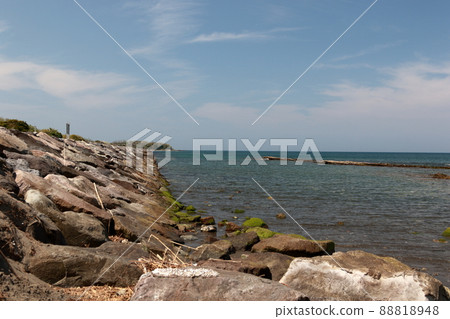 Okinoshima, Tateyama City "Fault" 88818948