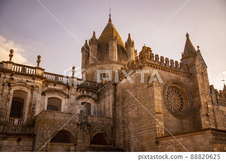 PORTUGAL ALENTEJO EVORA 88820625